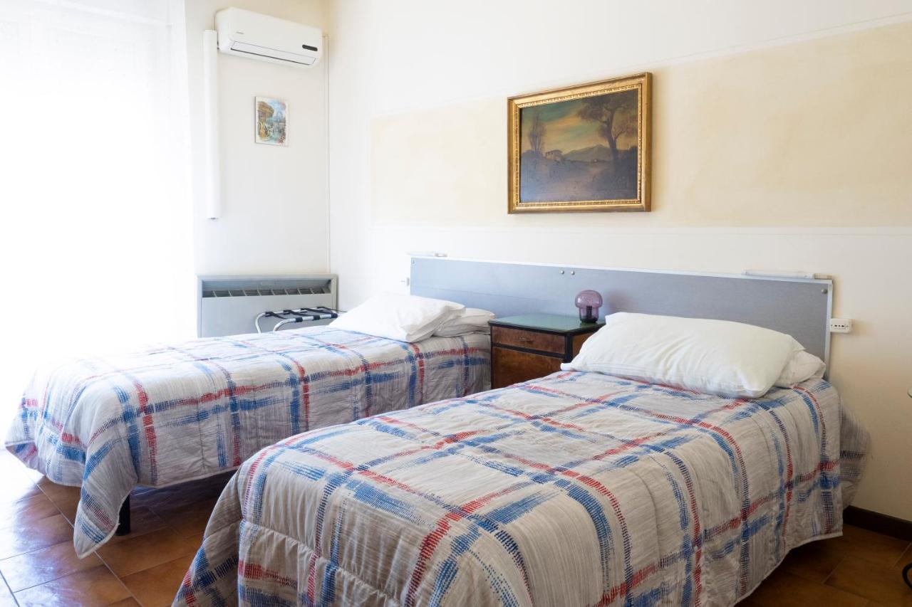 Hotel La Vela Castelnuovo Rangone Eksteriør billede